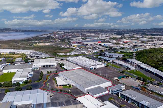 12-14 Lockhart Place Mt Wellington_3