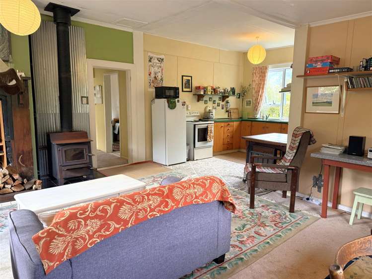 295 Roa Road Blackball_2