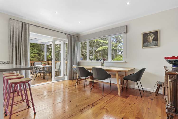 199 Woodlands Park Road Titirangi_8