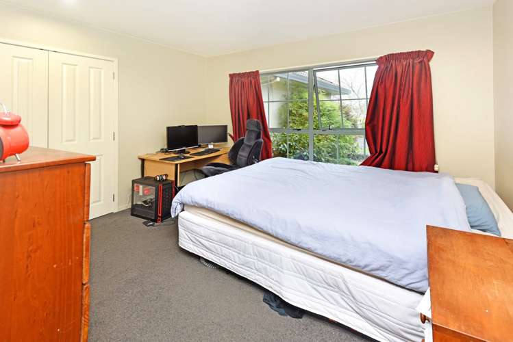 1 Trossach Place Wattle Downs_11