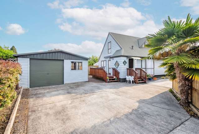 15B Anderson Road Deanwell_1