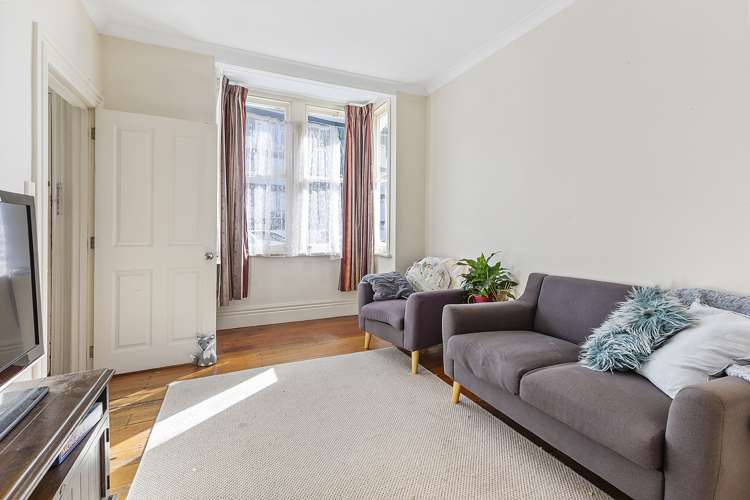 41 Nairn Street Mount Cook_5