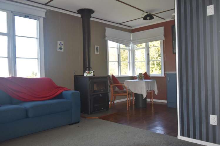 323 Quine Road Tahuna_3