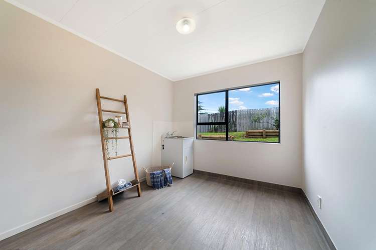 2/12 Grimshaw Place Henderson_21