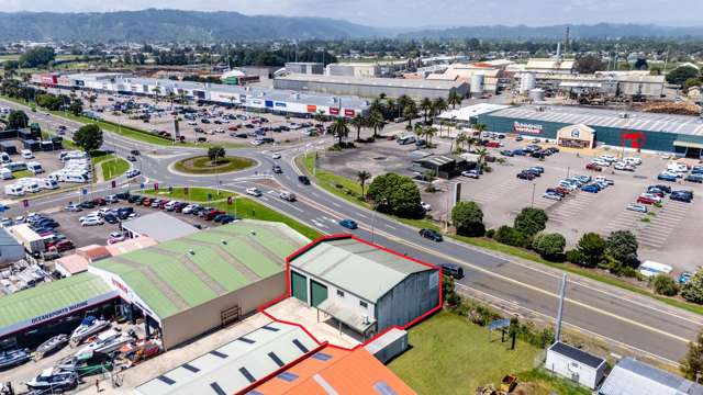 Prime industrial with exceptional office space