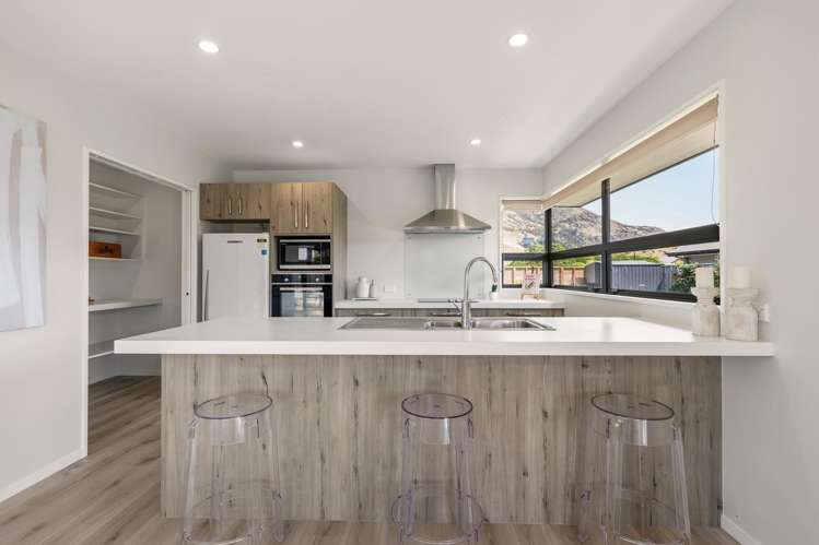 13 Judge and Jury Drive Lake Hayes Estate_16