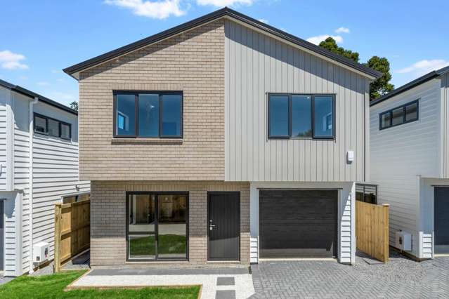 Stunning New Home - 10 Year Master Build Guara...