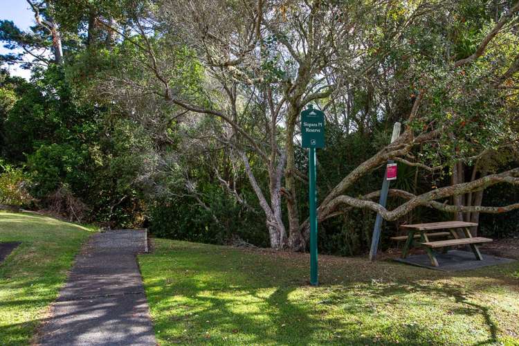 2/14 Sispara Place Beach Haven_13