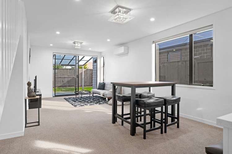 15 Trewern Avenue_4