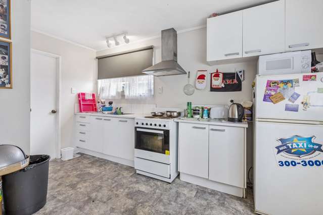 2/26 Caravelle Close Mangere_3