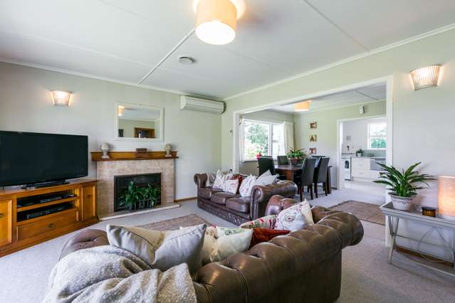 81 Tollemache Road Longlands_2