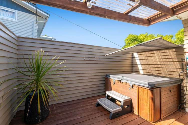 1/14 Roband Avenue Glenfield_17