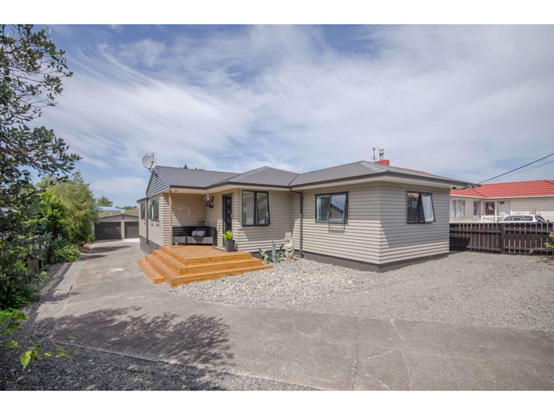 15 Coniston Avenue Te Atatu South_0