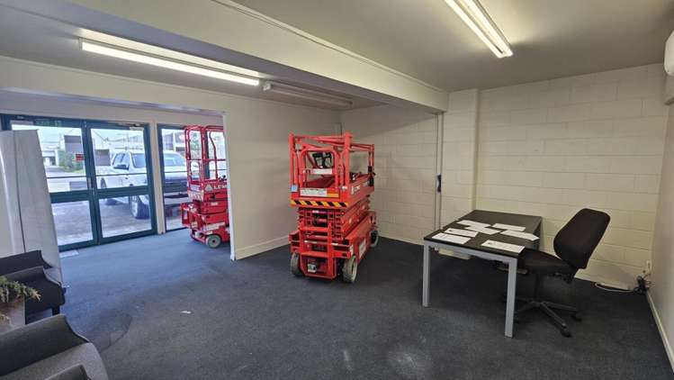 8 Botha Road Penrose_6