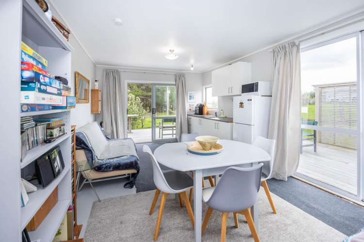 27 Lawton Drive Aotea Harbour_10