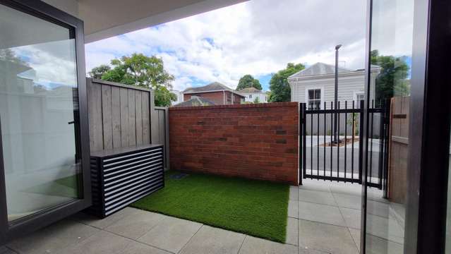79A/124 Taylors Rd Mount Albert_4