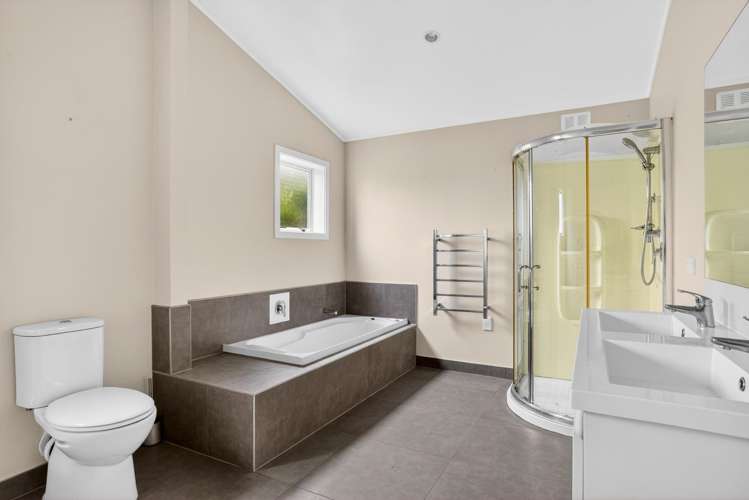 61 Boord Crescent Kumeu_29