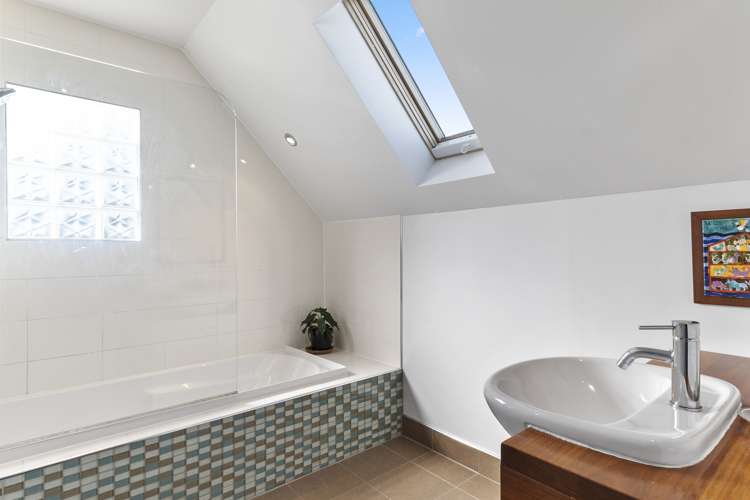 62 Scroggs Hill Road Brighton_18