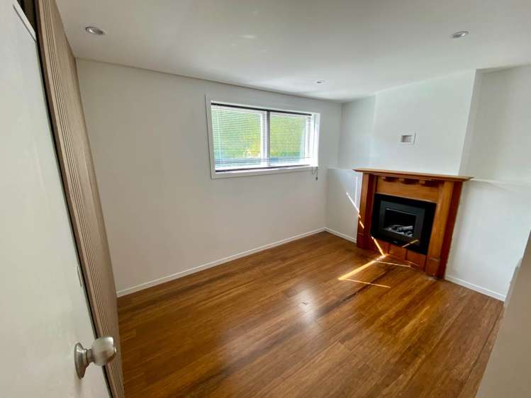 51 Bradbury Road Botany Downs_11