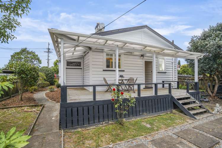 110 Lynwood Road New Lynn_12