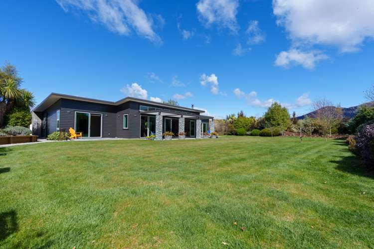 28 Sam John Place Lake Hawea_39