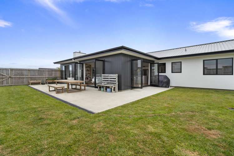 18 Atlantic Drive Fitzherbert_3