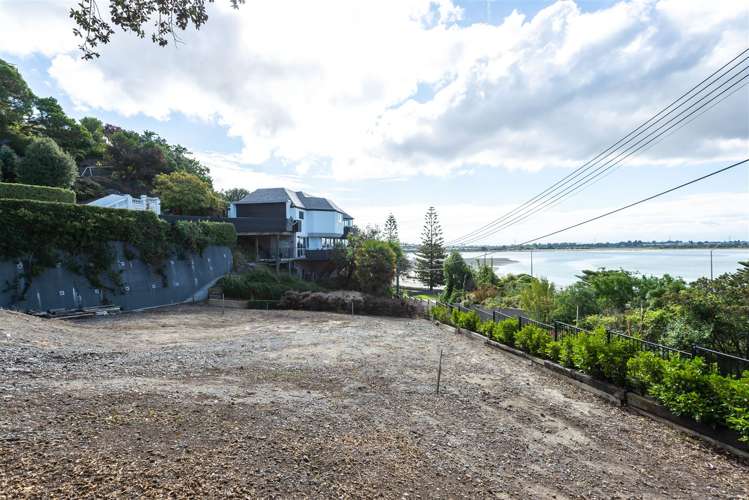 2/4 The Brae Mount Pleasant_6