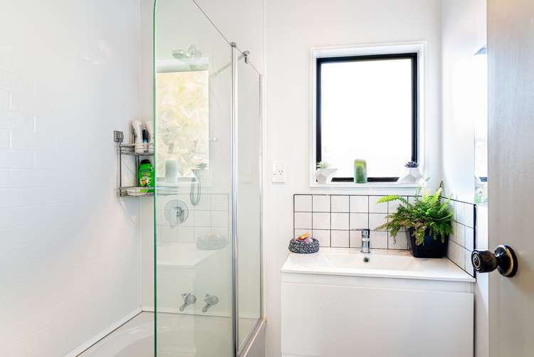 2/310b Nayland Road Stoke_5