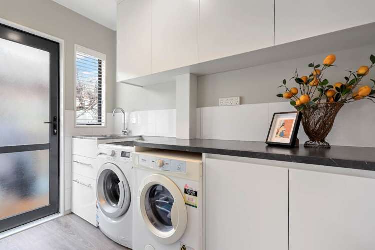 9 Ponderosa Drive Oteha_16