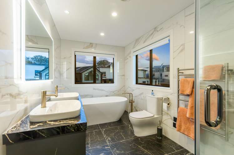 2 Taku Close Long Bay_22
