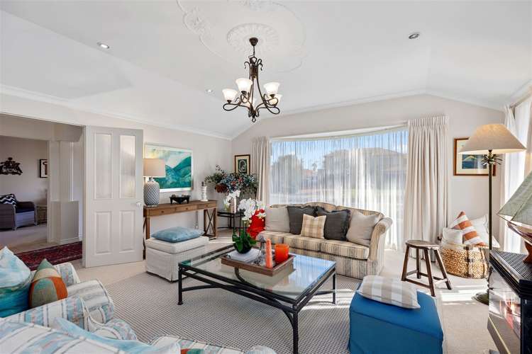 1 Bahamas Key Papamoa_10