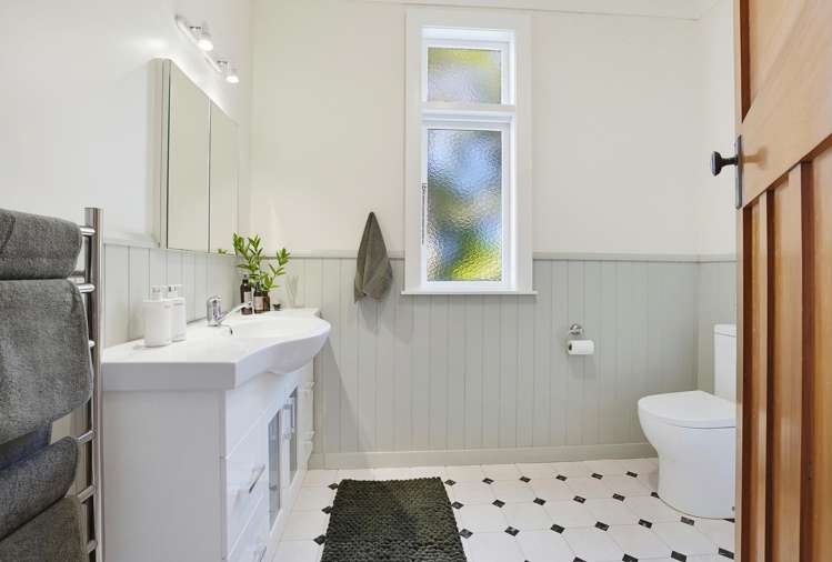 10 Harrold Street Highbury_13