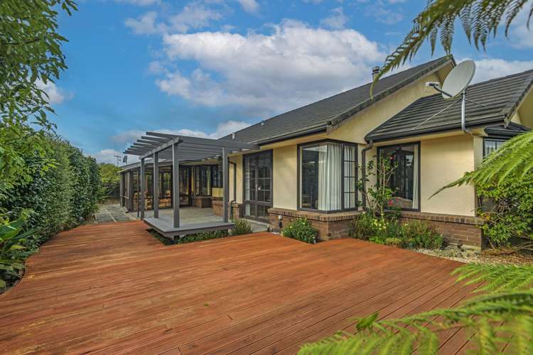 19 Caroline Crescent Highbury_13