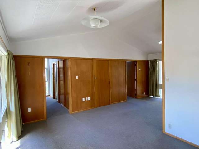 7 Puflett Road (Front) 10484_4