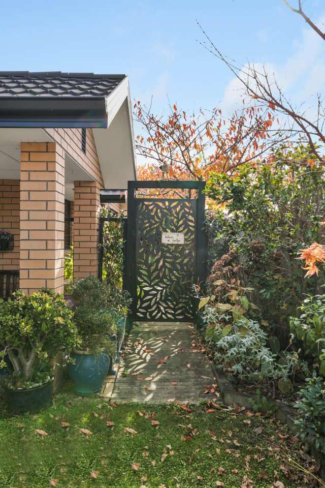 15 Puketea Place Redwoodtown_1