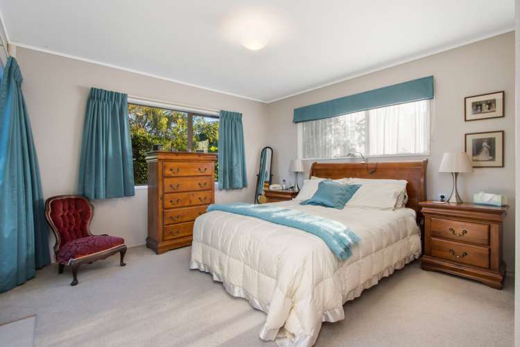 97 Morton Road Aongatete_11