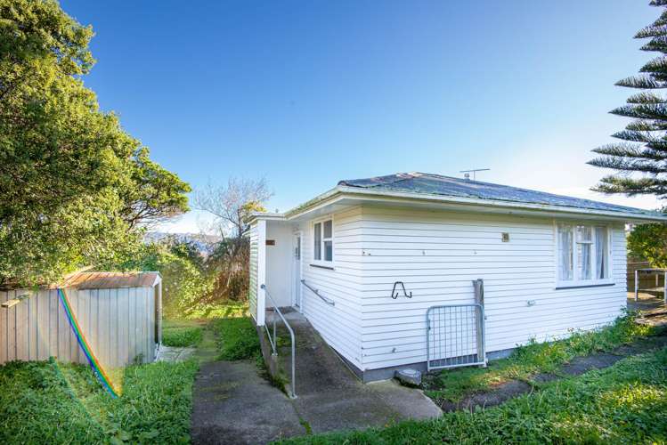 42 Kaituna Street Waitangirua_16