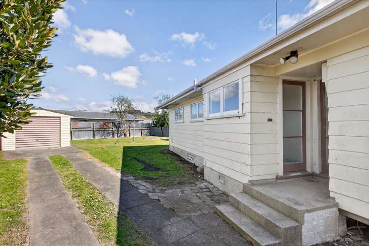 8 Donna Street Outer Kaiti_16