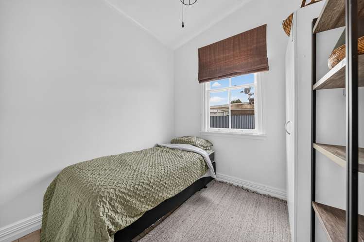 46 South Road Kuripuni_16