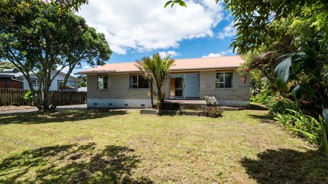 3 Bedrooms with 1 Bathroom in West Harbour