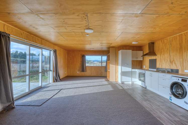 577 Blue Spur Road_3
