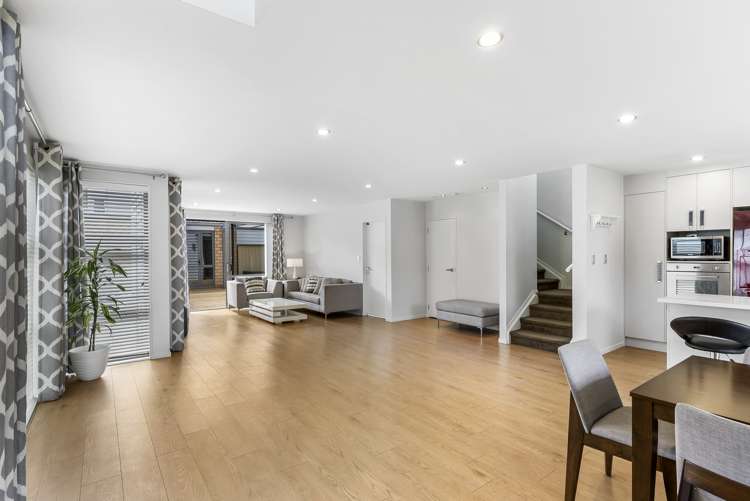 19 Phar Lap Crescent Takanini_6