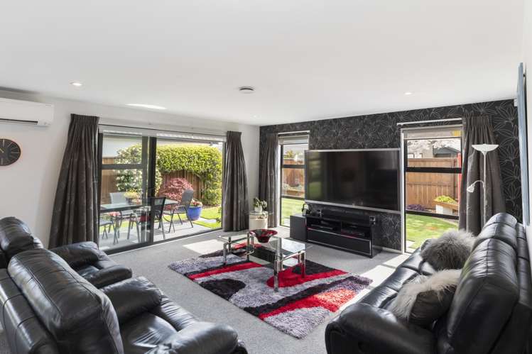 37 Little Oaks Drive_2