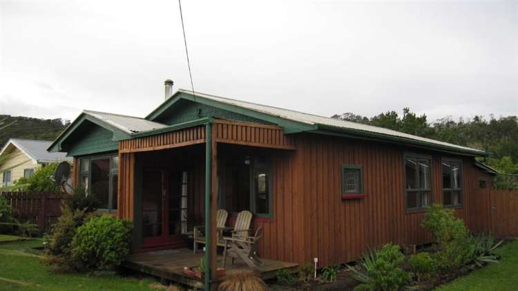 12 Stewart Street Waimangaroa_11