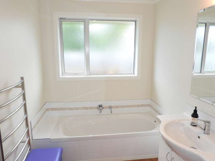 83 Hull Street Oamaru_18