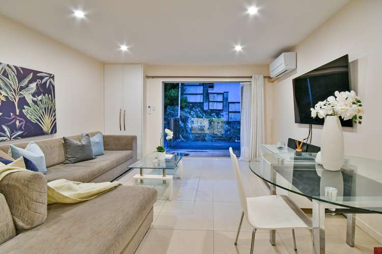 5/5 Lyon Avenue Mount Albert_6