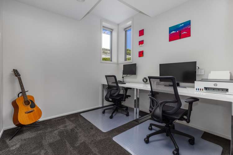 22 Milford Street Aotea_28