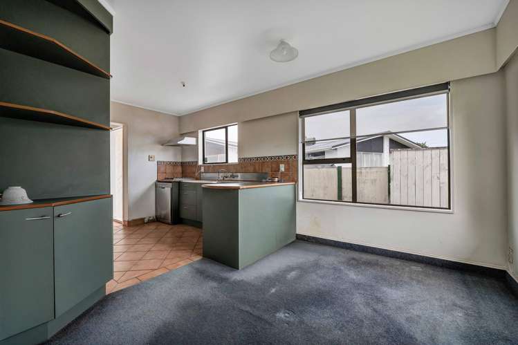 74 Cressida Avenue Stratford_4