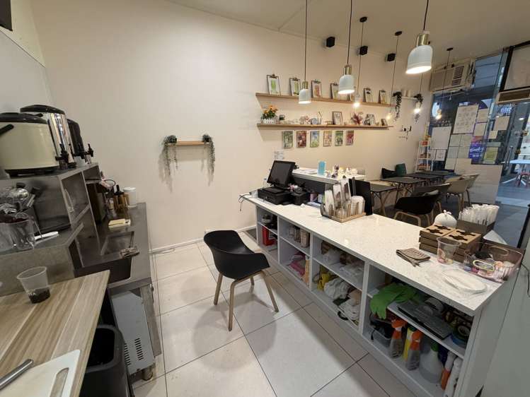 Ground/56 - 60 Hurstmere Road Takapuna_5
