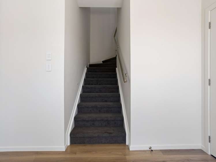 32 Pulham Crescent Queenwood_8